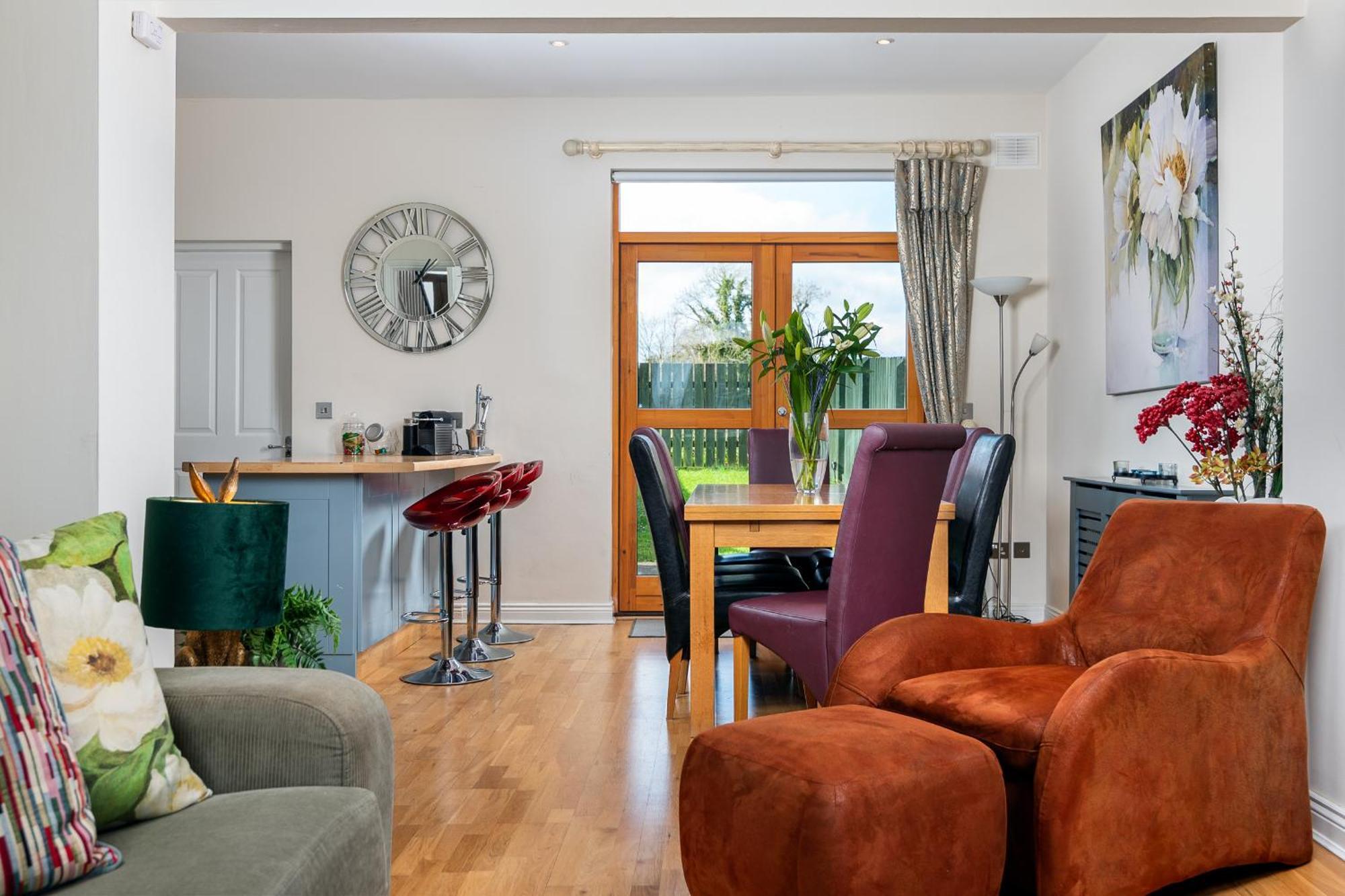 Shannonside - Stylish 5 Bed Marina Home & 40Ft Mooring Termonbarry Exterior photo